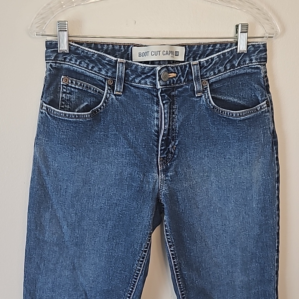 🎯 Gap Bootcut Capri Jeans Size 8 - Picture 2 of 5